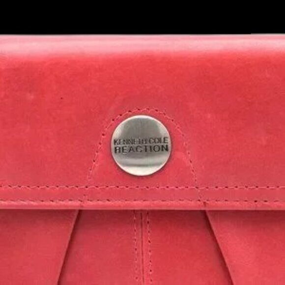 Kenneth Cole Reaction Billfold Wallet Pink Envelope Style - Picture 11 of 12
